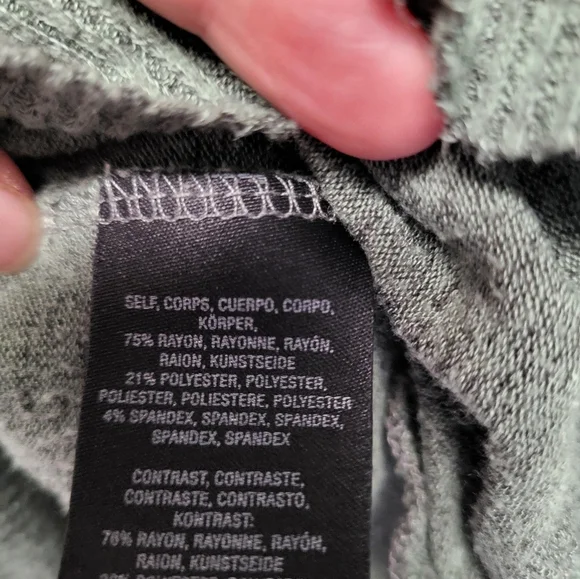 Anthropologie Postmark Women's Green Cowl Neck Sweater Soft Knit - Size S - Picture 5 of 6